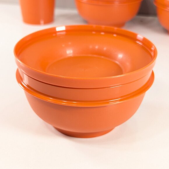 Orange TUPPERWARE picnic snack set, Halloween kids party set - Picture 8 of 16